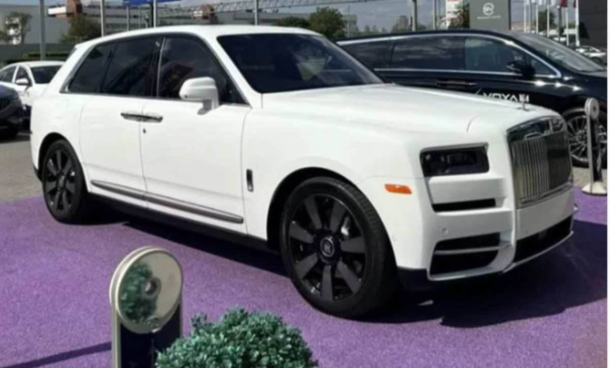 В Томске нашли в продаже автомобиль Rolls-Royce Cullinan за 60 млн рублей