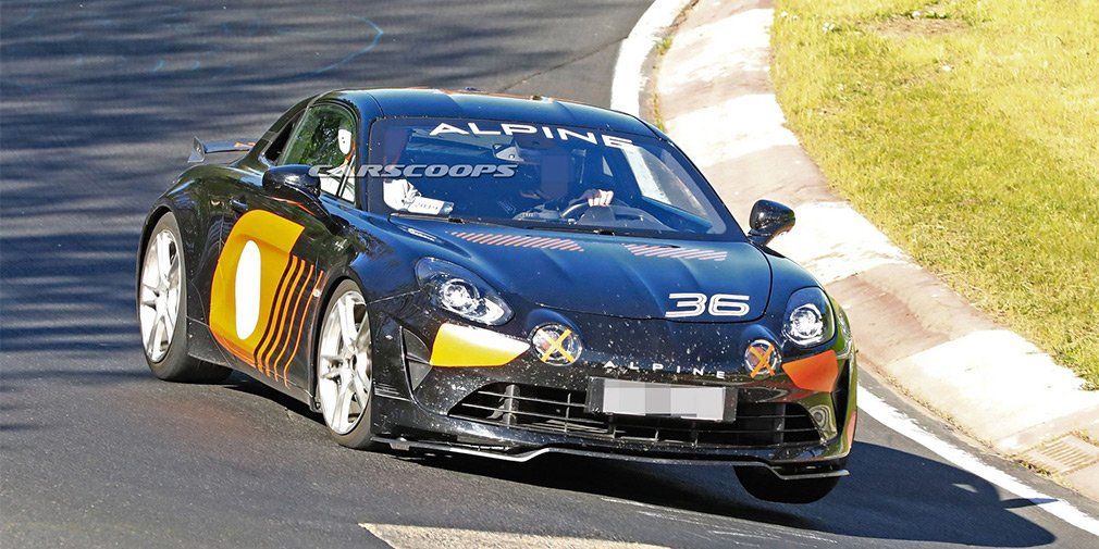 Экстремальное спорткупе Alpine A110 вышло на скоростные испытания