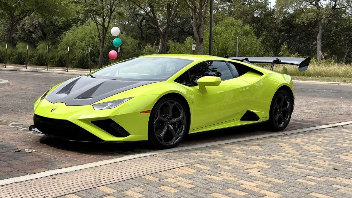 Lamborghini Huracan EVO3 от ателье DMC имеет 700 