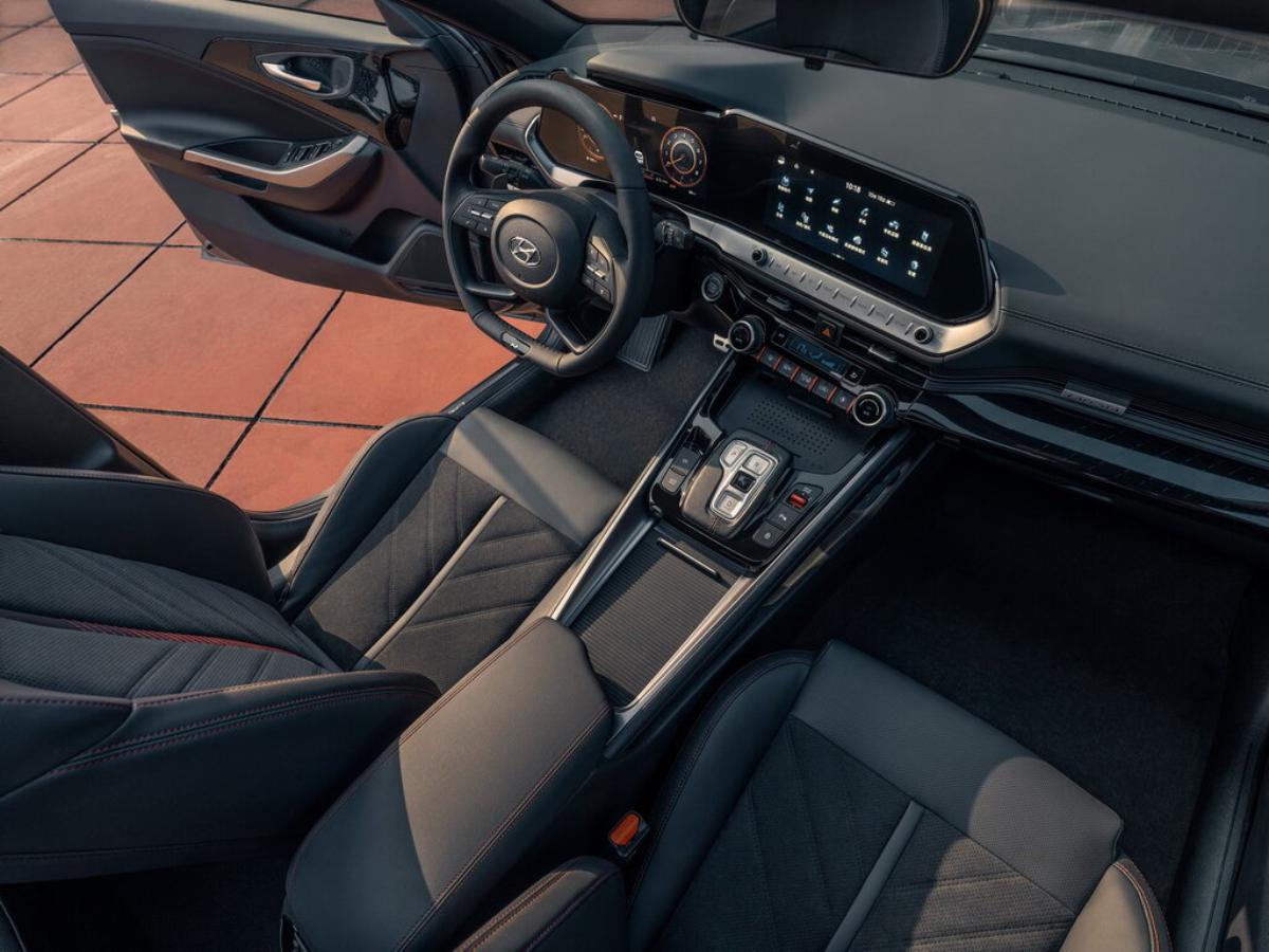 Глава РОАД Подщеколдин: Корейские автопроизводители  первыми прибегут в Россию