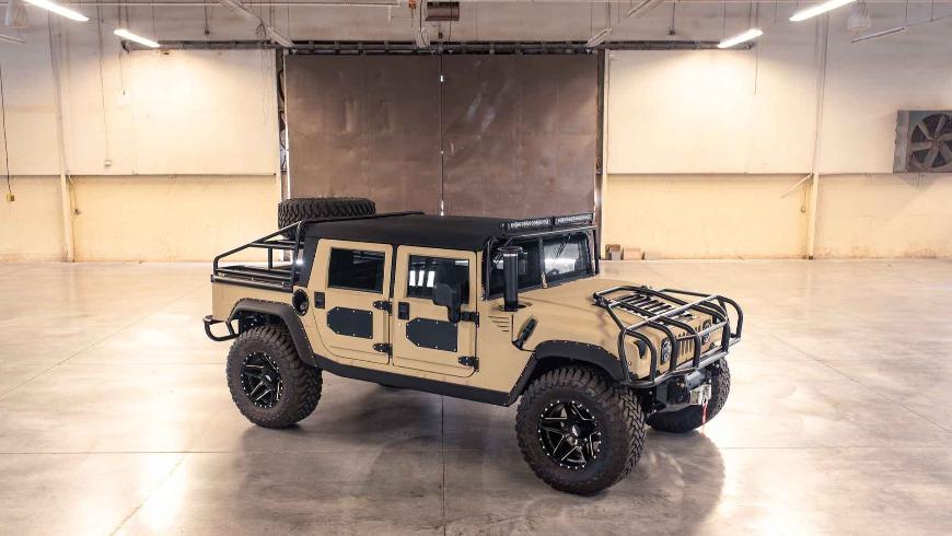 Ребята из Mil-Spec представили необычный Hummer H1