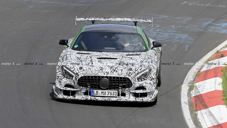 Mercedes-AMG проводит финальные испытания самой мощной версии купе GT
