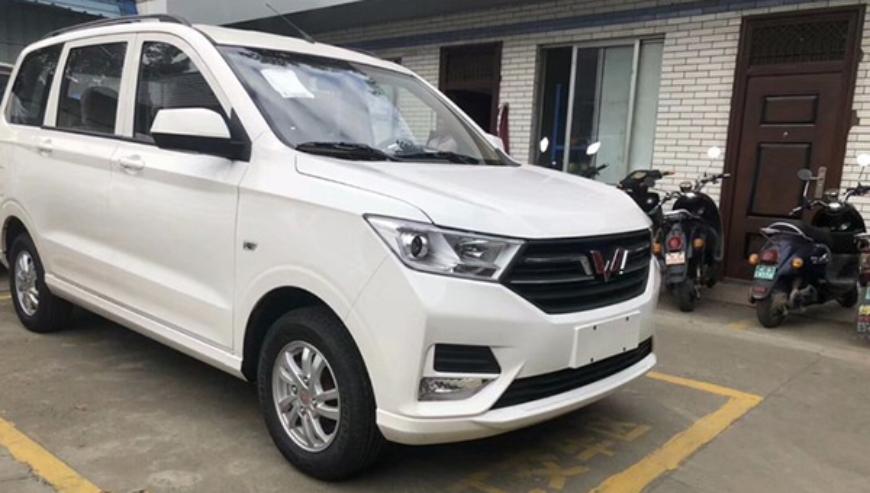 SAIC GM Wuling РјРёРЅРёРІСЌРЅ