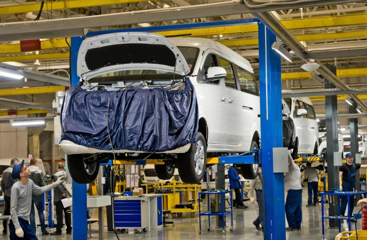 «АвтоВАЗ» запустил сборку автомобилей SKM: что известно