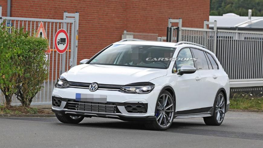 Volkswagen тестирует «заряженный» универсал Volkswagen Golf R