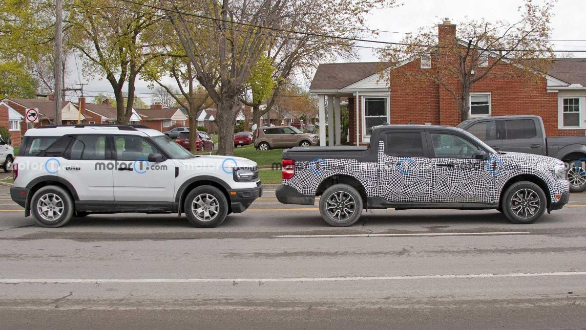 Компактный Ford Maverick показал реальные размеры на шпионских фото