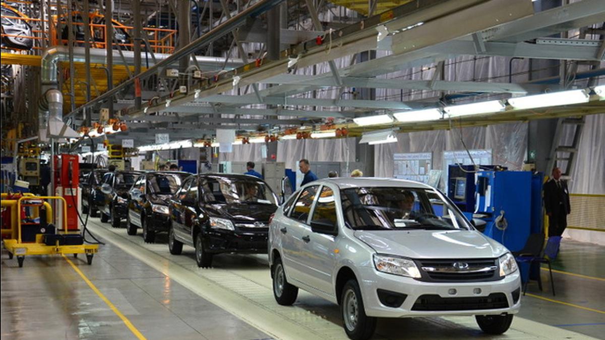 За воскресенье АВТОВАЗ собрал 100 LADA Granta вместо запланированных 180