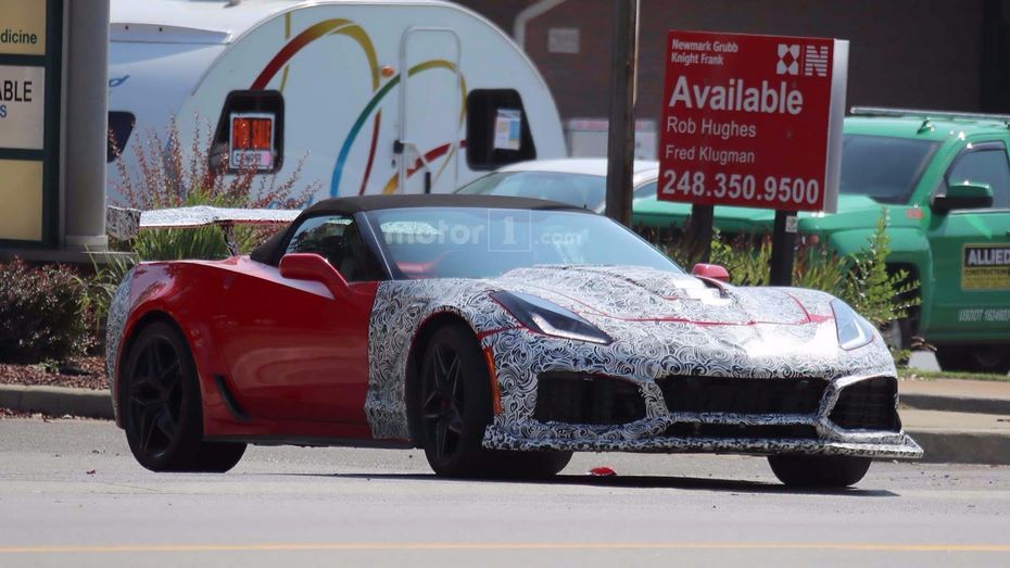 В сети опубликовали новые шпионские фотографии Chevrolet Corvette ZR1