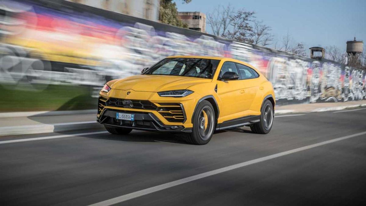 Посмотрите, как Lamborghini Urus разогнался до 262 км/ч с места