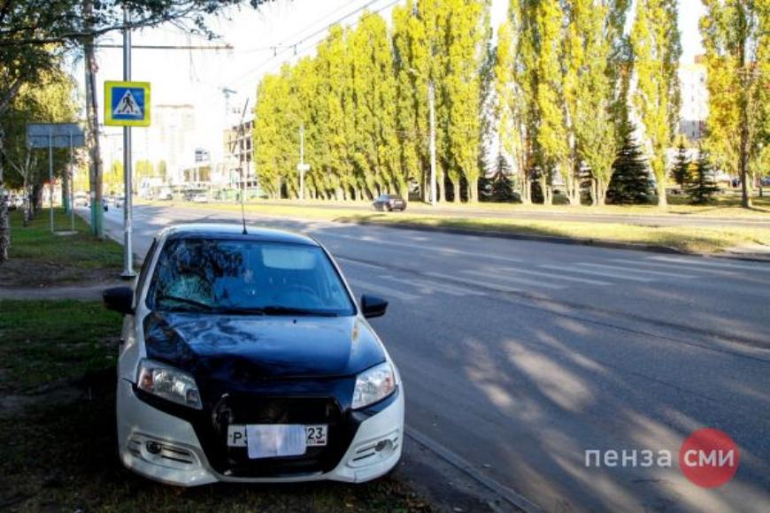 Сегодня в Пензе легковушка сбила пожилого пешехода