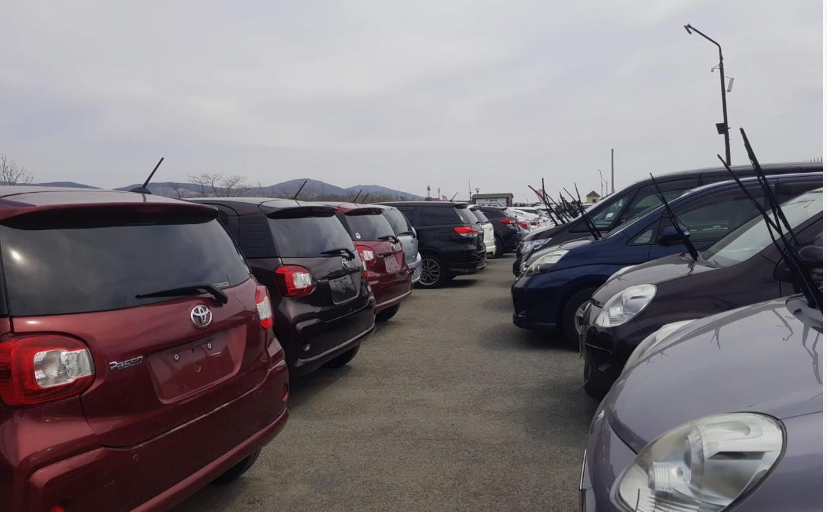 В России началась новая волна популярности праворульных автомобилей