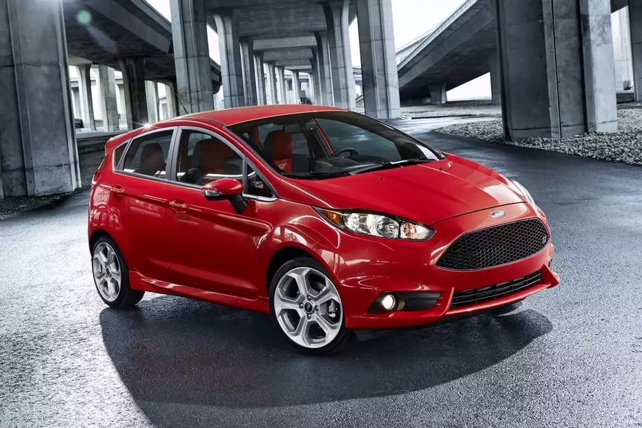 В России резко поднялась стоимость Ford Fiesta в кузове седана и хетчбэка