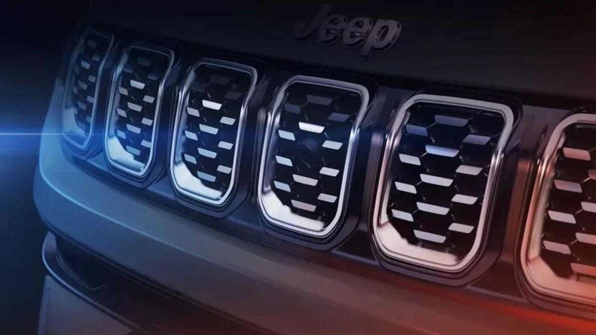 Jeep Compass 2022 года показался на официальных тизерах 