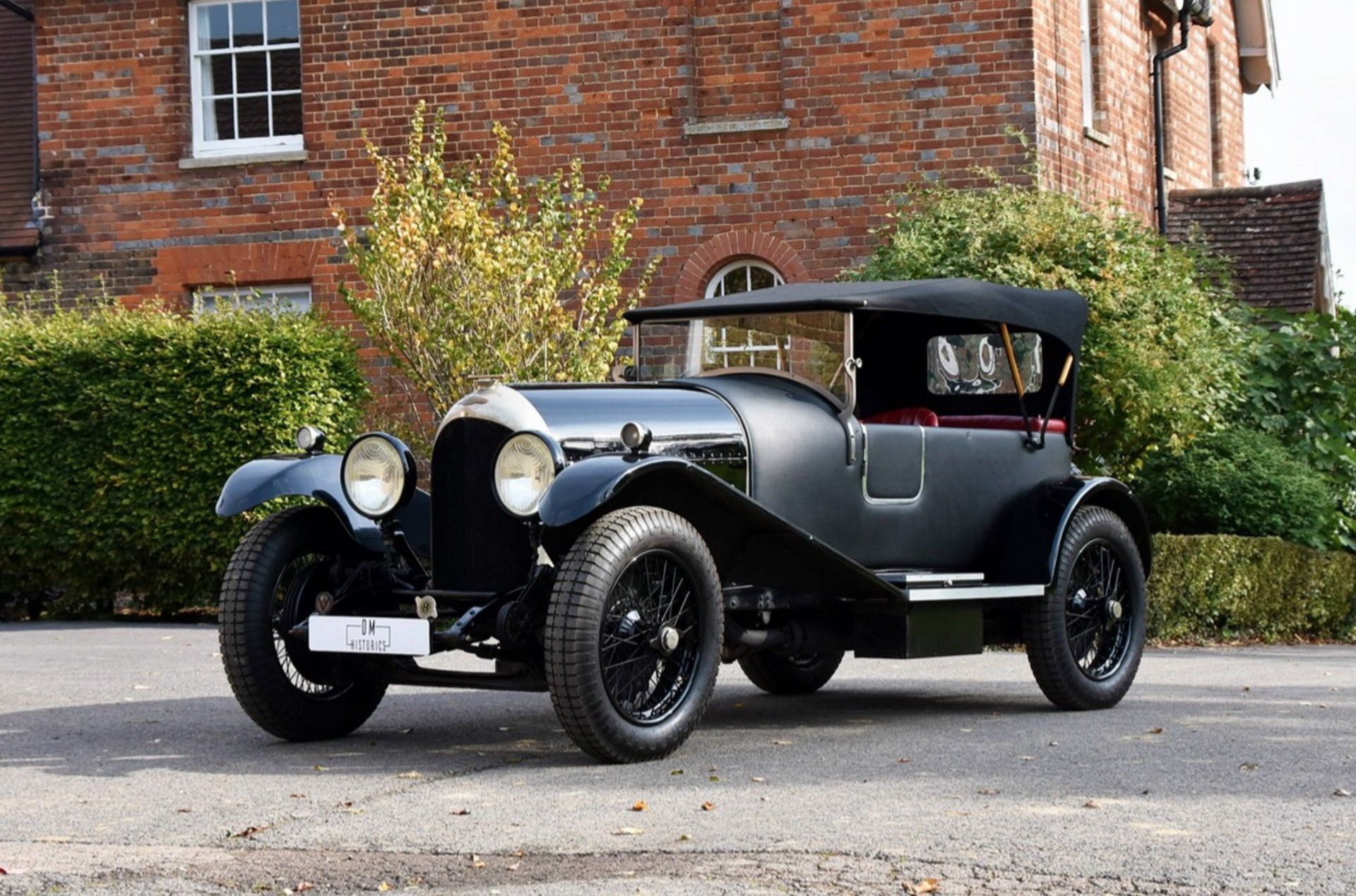 Bentley litre 8 на хелуин