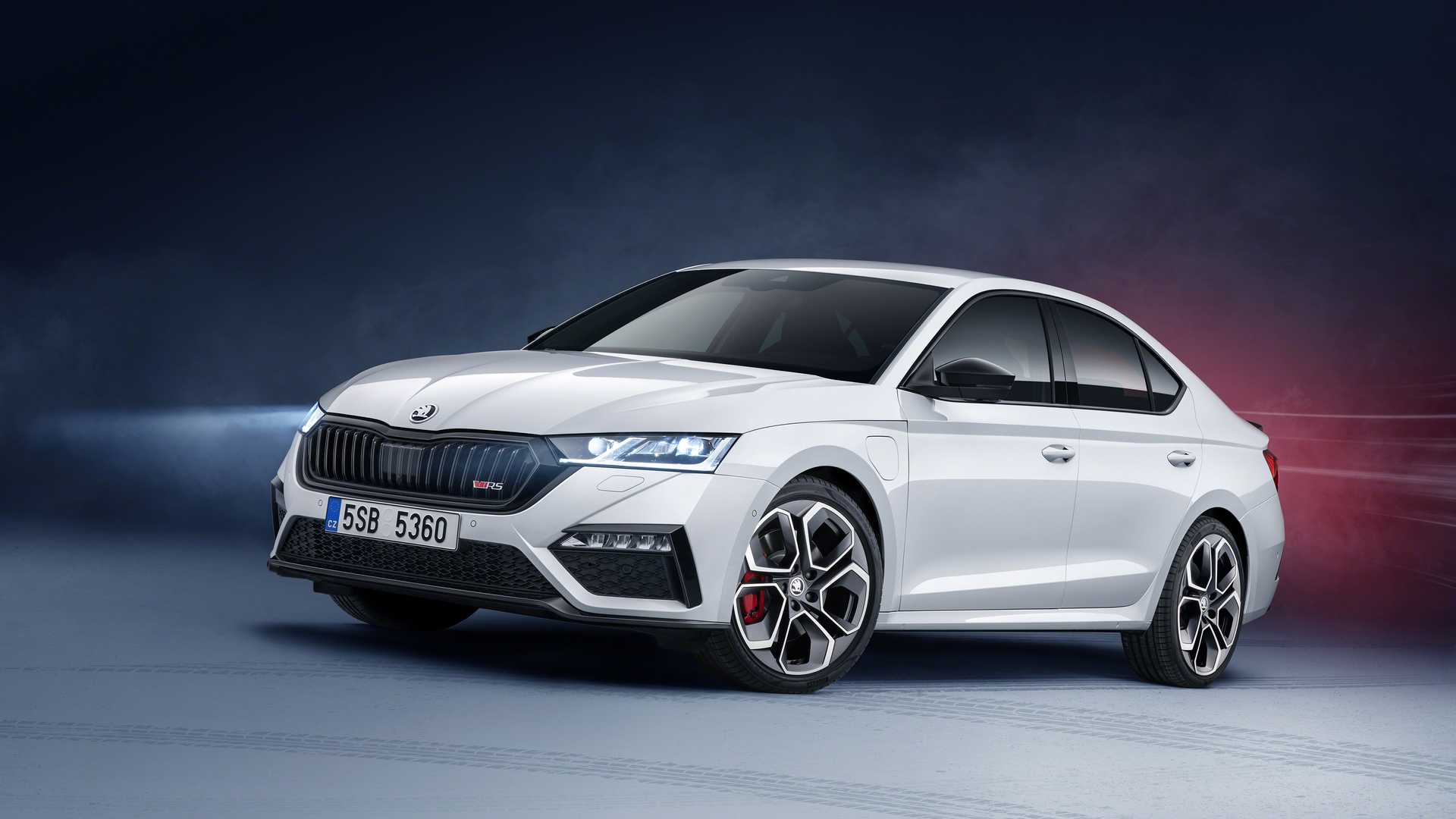 Компания Skoda продемонстрировала новую Octavia RS iV