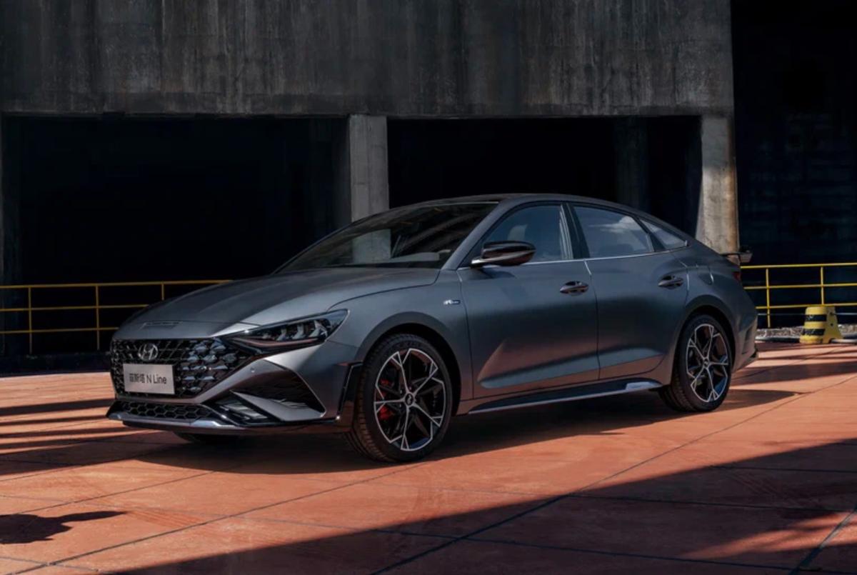 Роскошнее Elantra: рестайлинговый седан Hyundai Lafesta 2025 сколько он стоит в России 