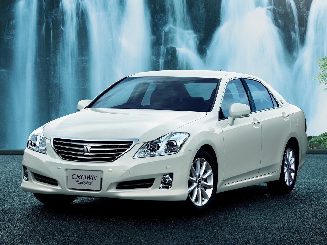 Toyota Crown s200