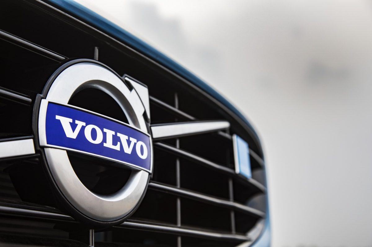 Компания Volvo откажется от нескольких седанов и универсалов из-за тяги к внедорожникам