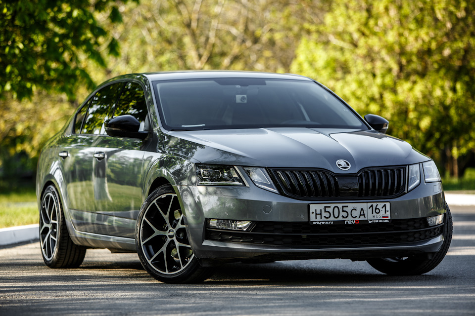 Skoda Octavia прошлого поколения вновь появилась у дилеров в России