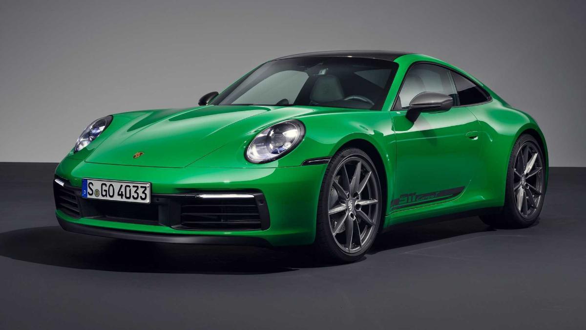 По статистике, средняя цена продажи нового Porsche равна 11 632 870 руб.