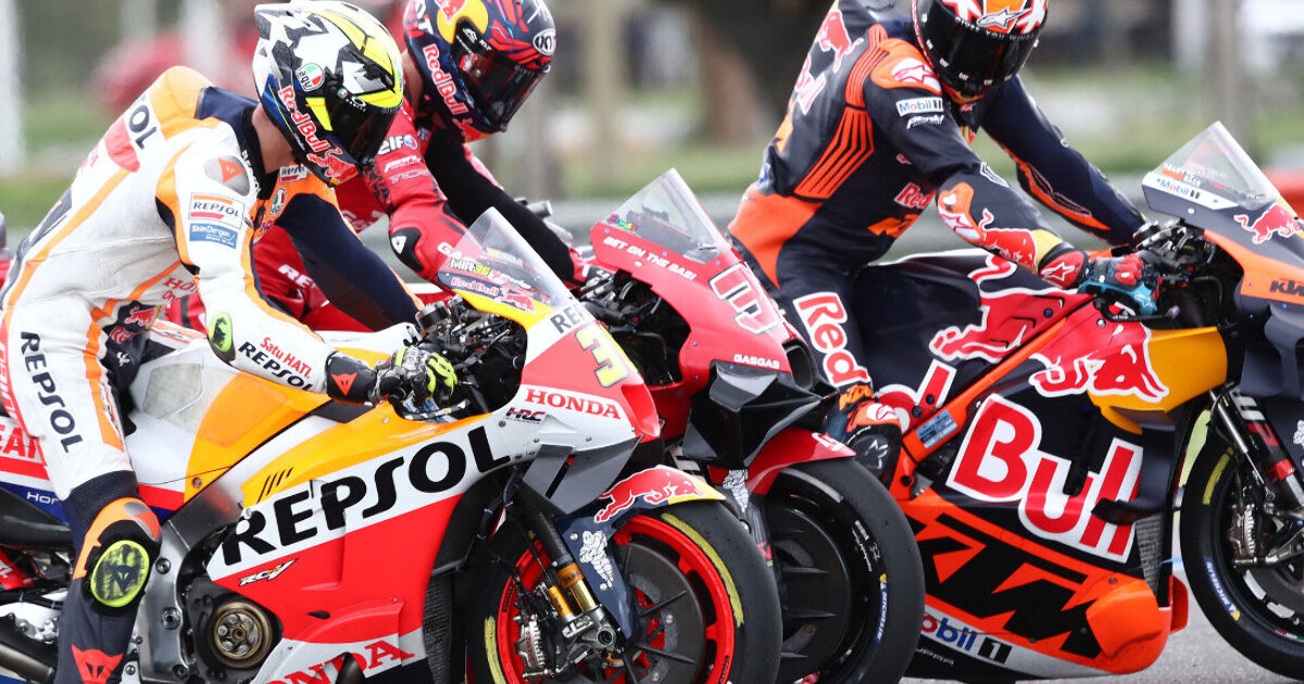 Брэд Биндер выиграл спринт MotoGP Гран-при Аргентины при старте с 15-го места