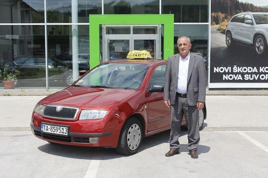 Таксист из Боснии за бережное отношение к машине получил 2500 евро