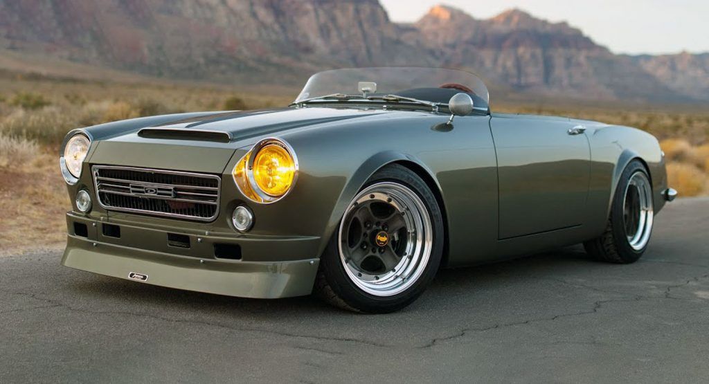 Рестомод Datsun Roadster 1966 года получил стильную реставрацию и новый мотор