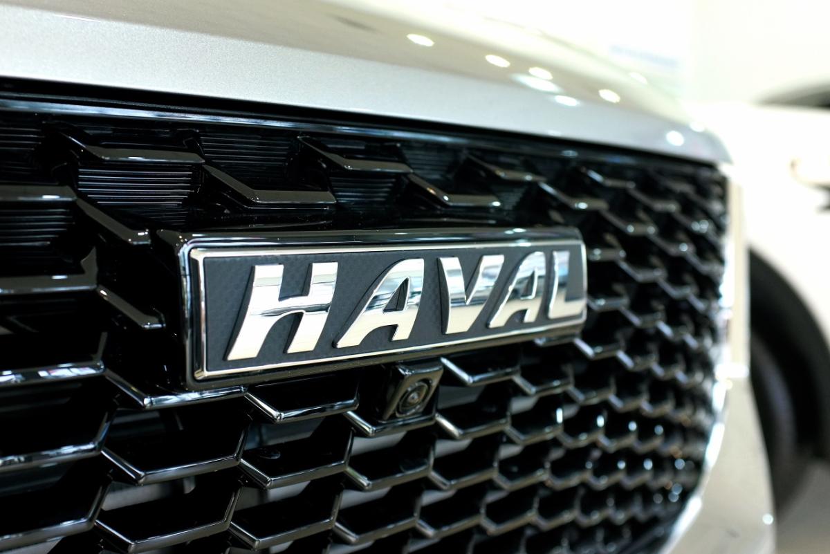 Автомашины HAVAL F7 и F7x получат специальные версии для Минобороны РФ, Росгвардии и СК