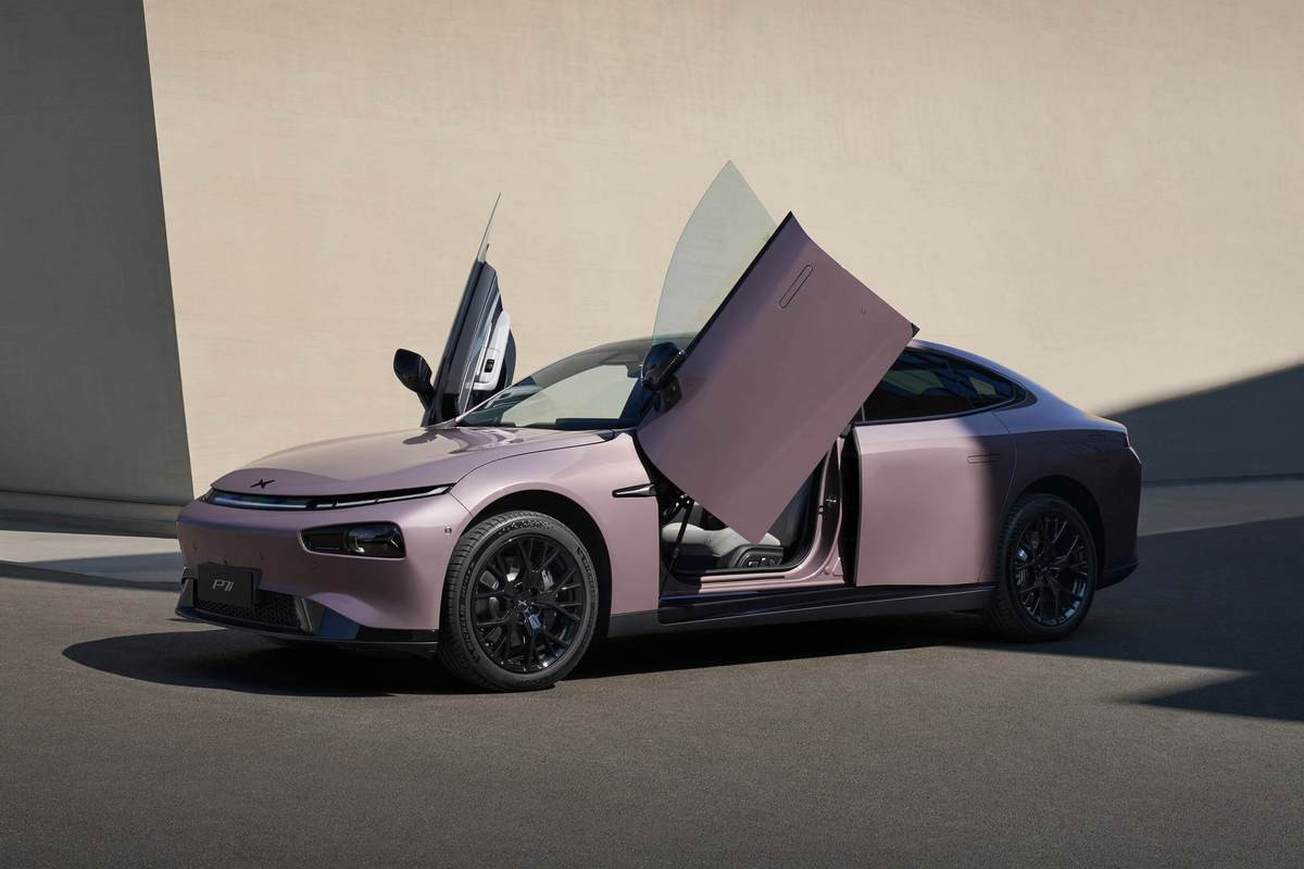 Xpeng в Беларуси: бренд привезет "умные" электромобили и роботов