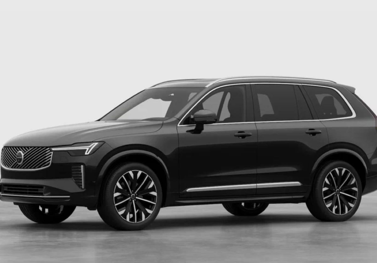 В Россию везут партию рестайлинговых Volvo XC90 2025 года