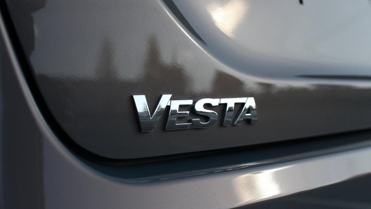 «АвтоВАЗ» обязал дилеров перекрашивать отличающиеся по цвету детали LADA Vesta NG