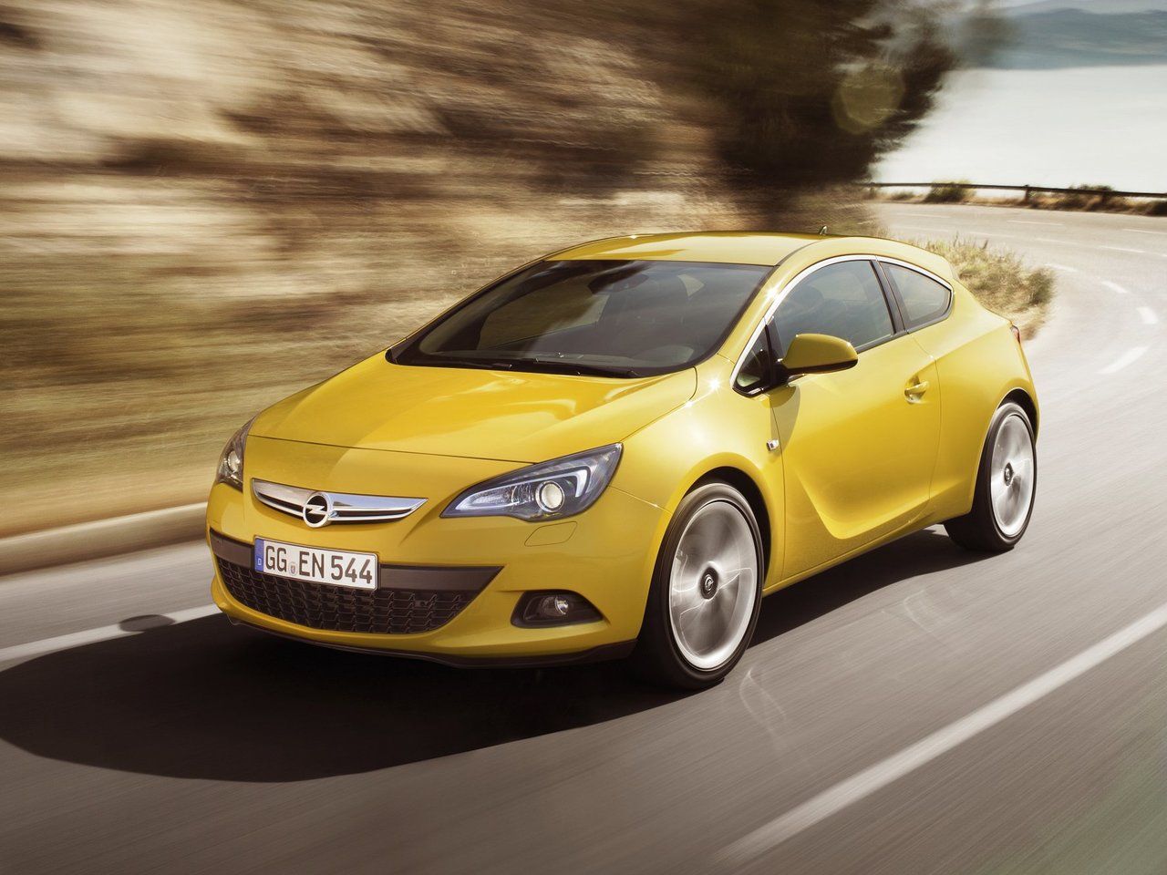 Opel Astra j GTC