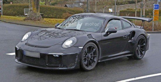 Тюнингованная версия Porsche 911 GT3 RS попала в объективы камер
