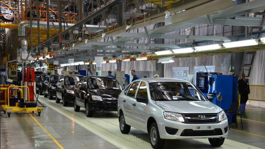 «АвтоВАЗ» приостанавливает производство автомобиля LADA Granta