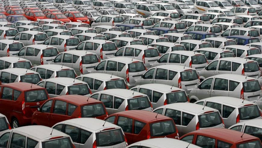 Майское падение продаж авто на рынке КНР стало рекордным