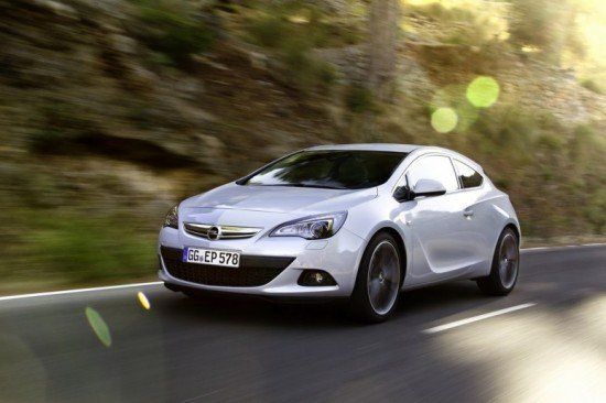 Opel Astra GTC обновил двигатель