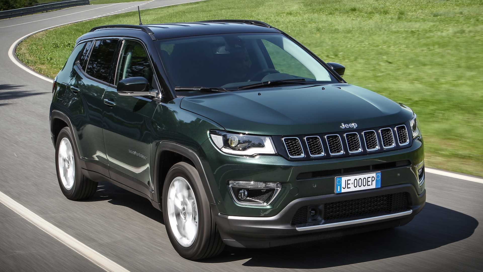 Кроссовер Jeep Compass обзавелся новым двигателем