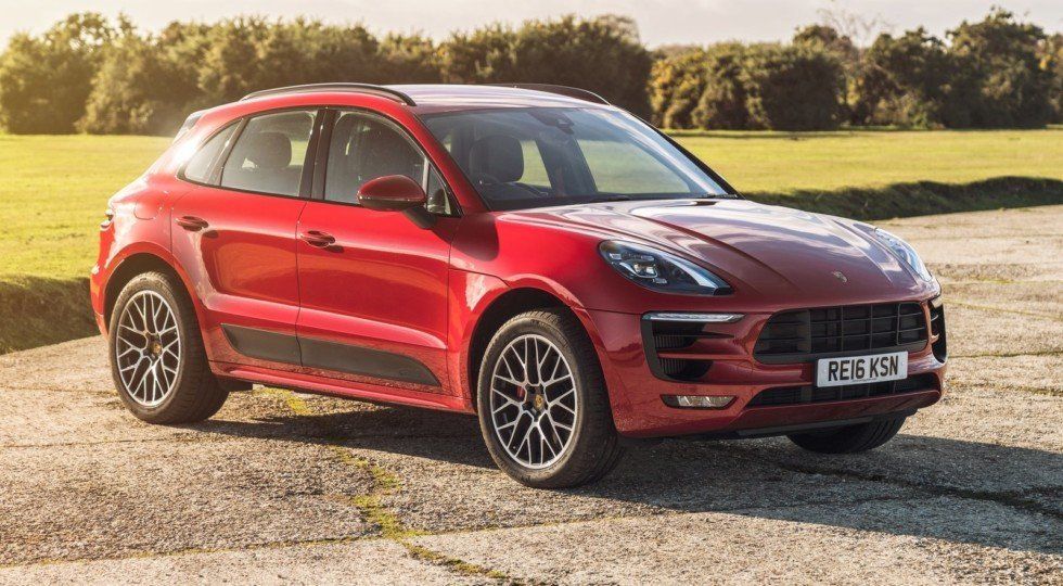 Кроссовер Porsche Macan может получить электрическую версию