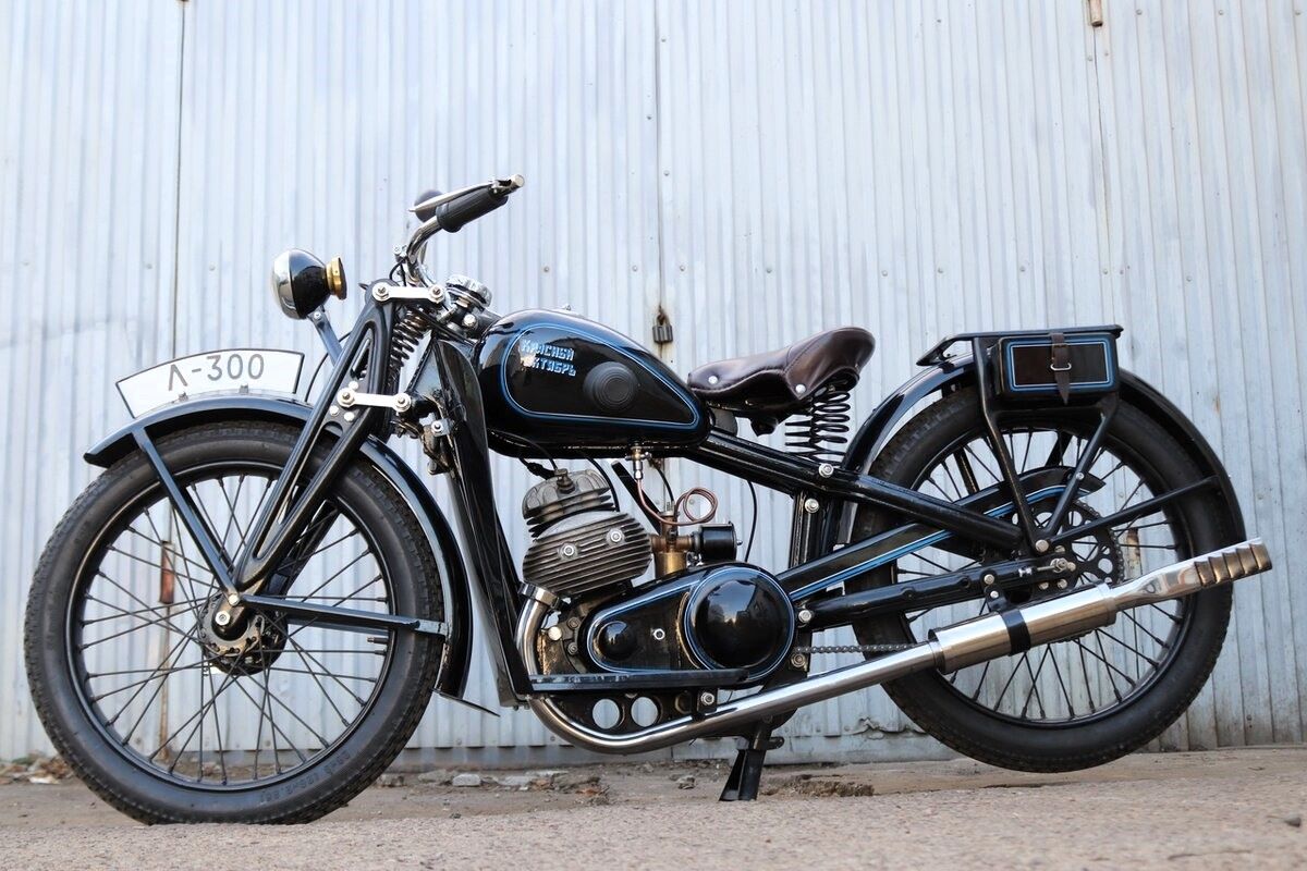 Первый советский серийный мотоцикл Л-300 – герой, затерявшийся на дорогах истории