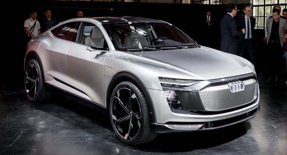 Audi представил общественности новый электрокросс E-tron Sportback