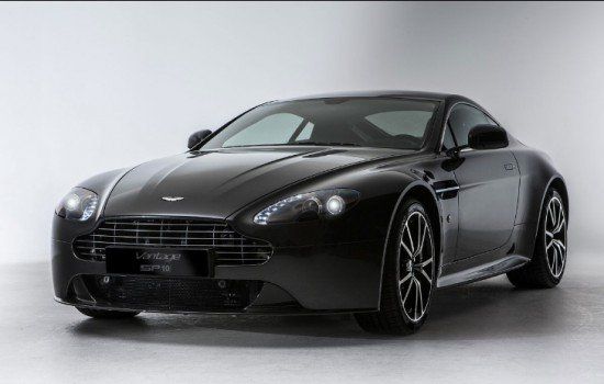 Спорткар Aston Martin V8 Vantage стал мощнее