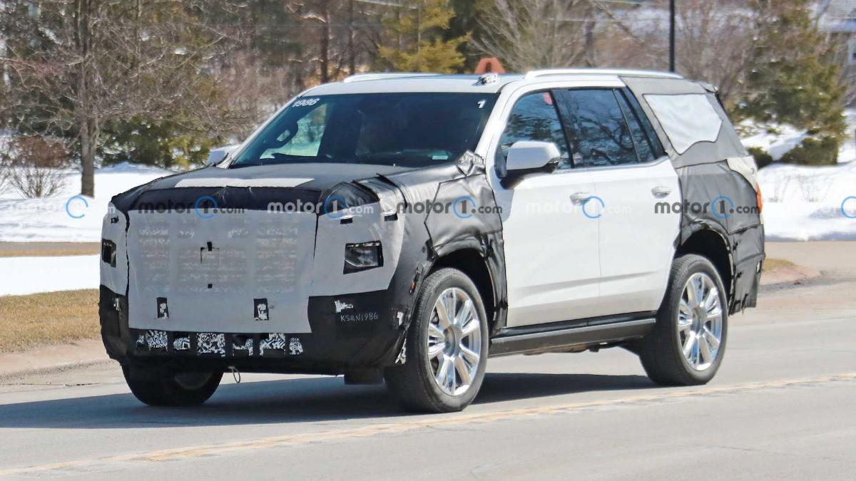 На тестах замечен обновленный Chevrolet Tahoe в эксклюзивном исполнении High Country