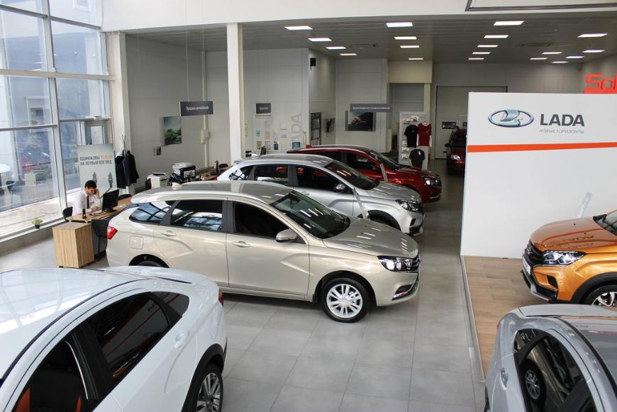 Продажи автомобилей LADA в октябре выросли на 22,5%