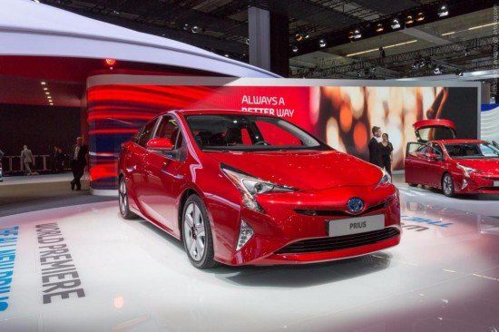 Новую Toyota Prius показали на Франкфуртском автосалоне