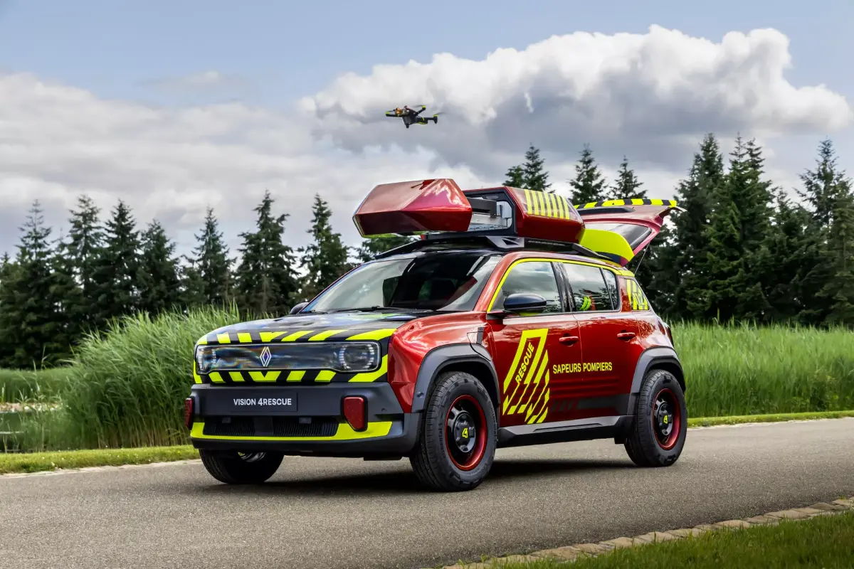 Зачем Renault представила концепт, который может запускать дронов Зачем Renault представила концепт, который может запускать дронов