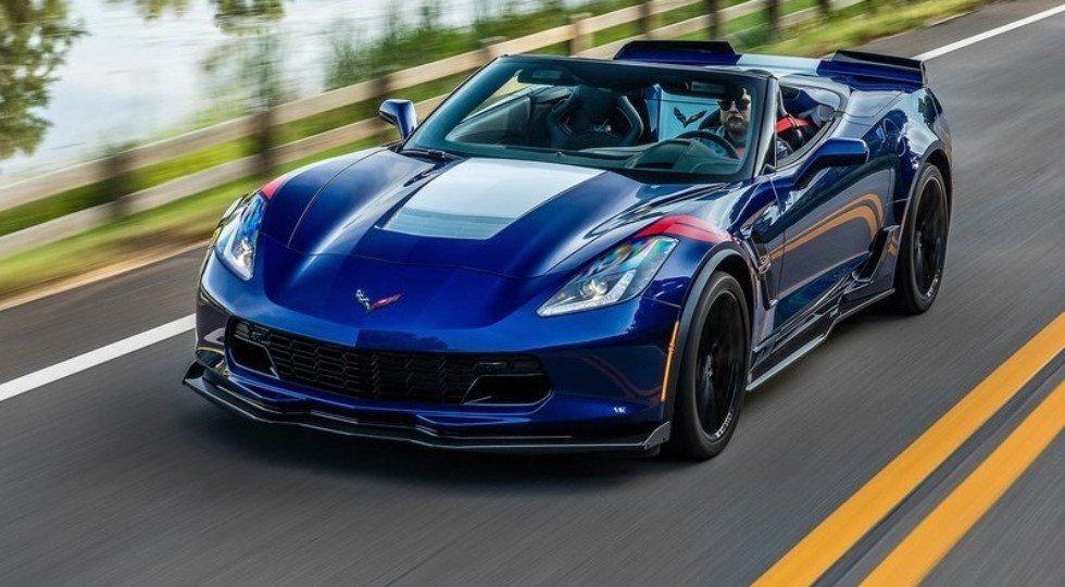 Chevrolet планирует задержать поставки новых Corvette