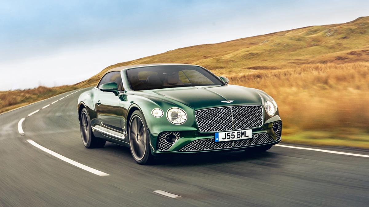 Автомобили Bentley получили отделку шотландским твидом