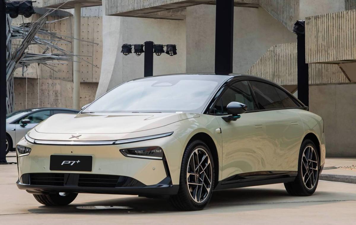 Рекордный запас хода на электротяге: представлен глобальный вариант Xpeng P7+