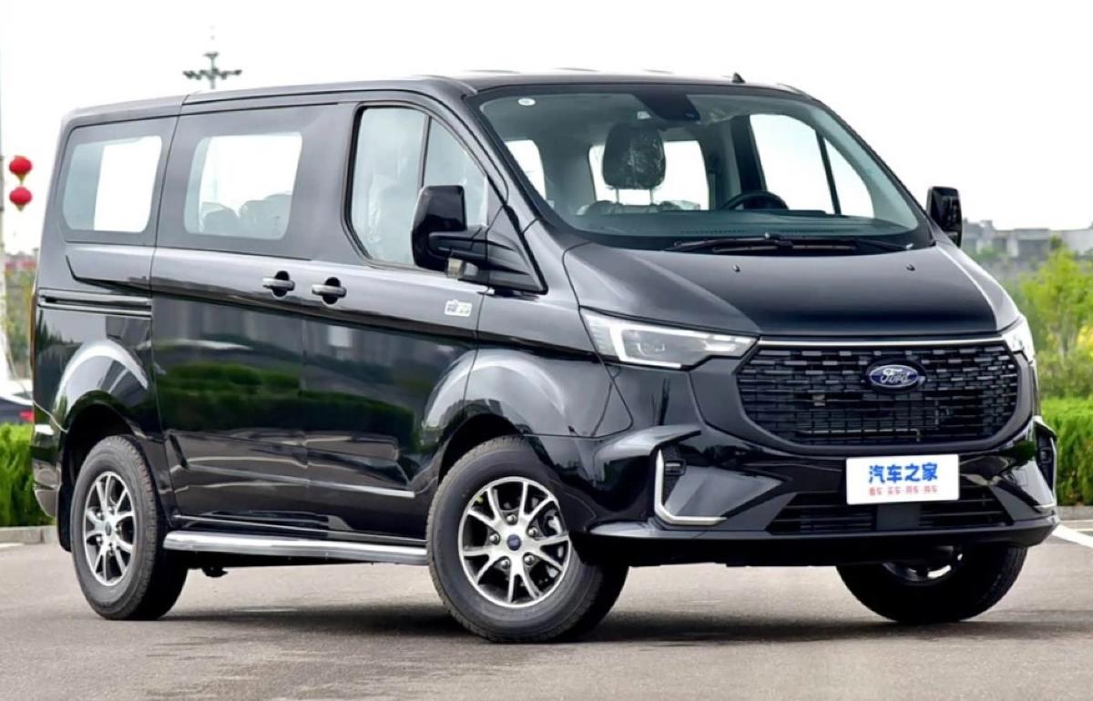 Цена от 6,5 млн. В России начались продажи новых Ford Transit Custom