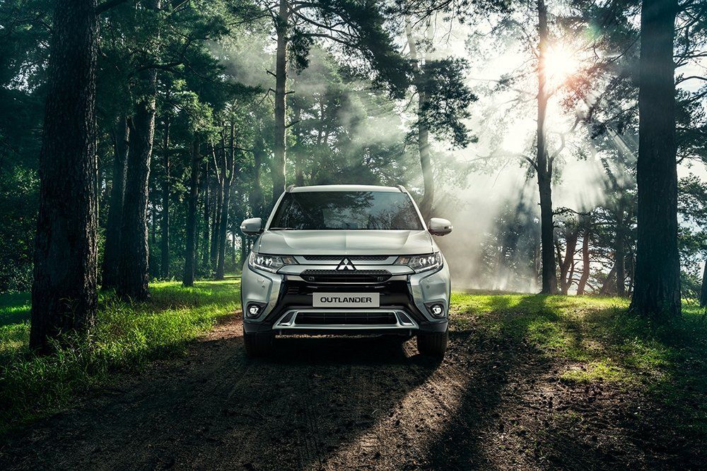 Mitsubishi Outlander отметил юбилей в России: 250 000 проданных кроссоверов